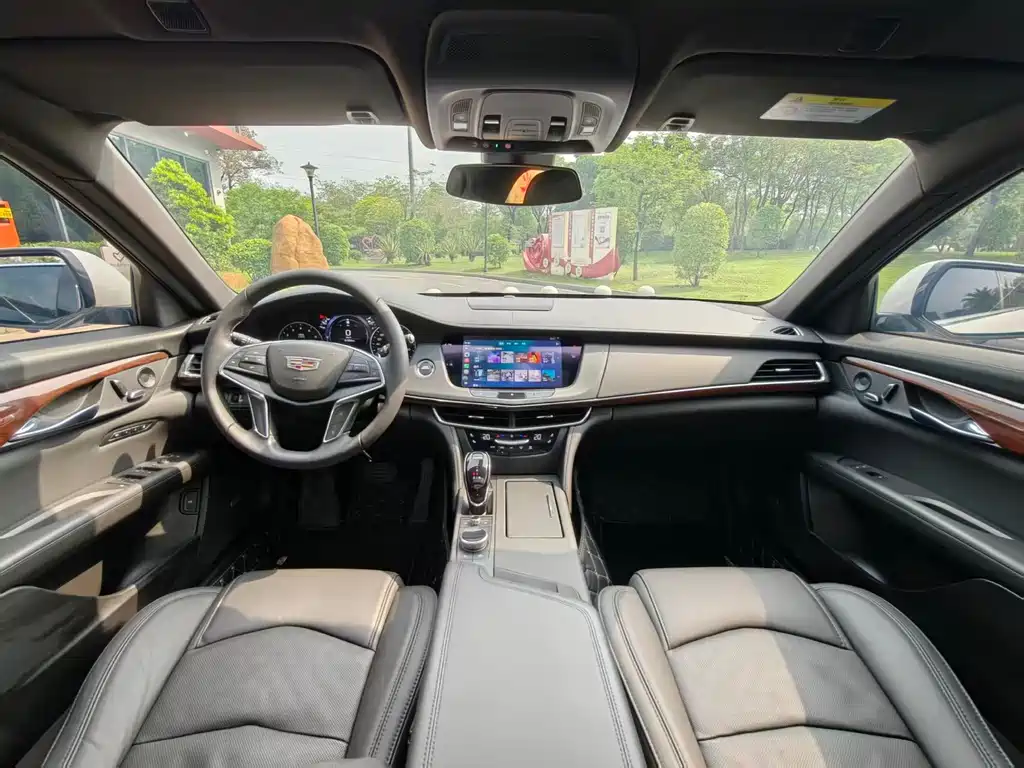 Cadillac CT6 2022 — фото 12