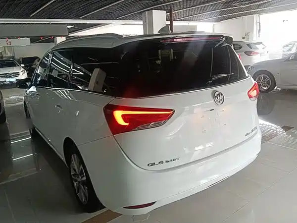 Buick GL6 2022