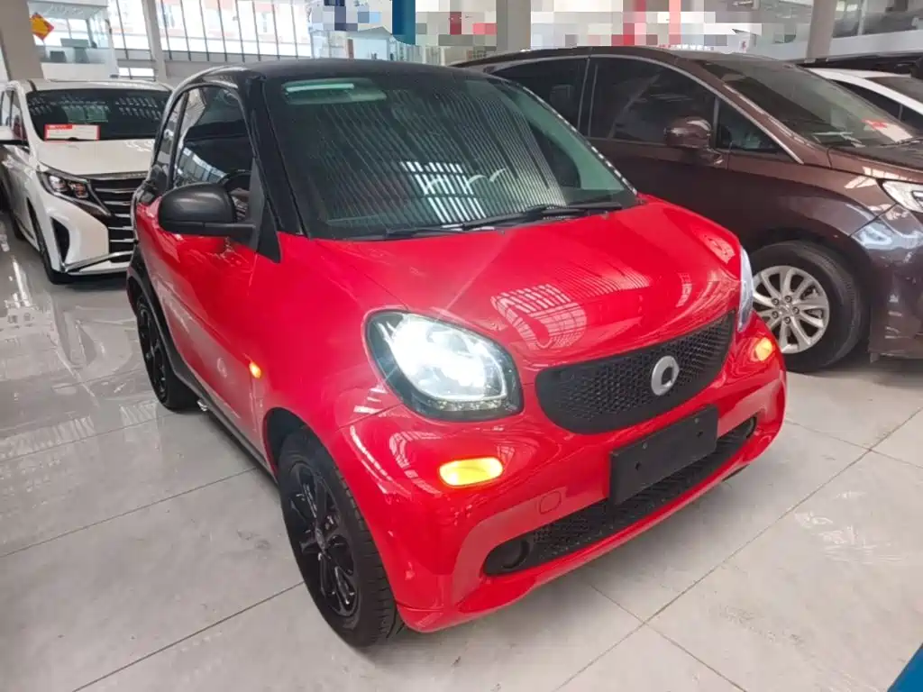 smart Fortwo 2017 — фото 4