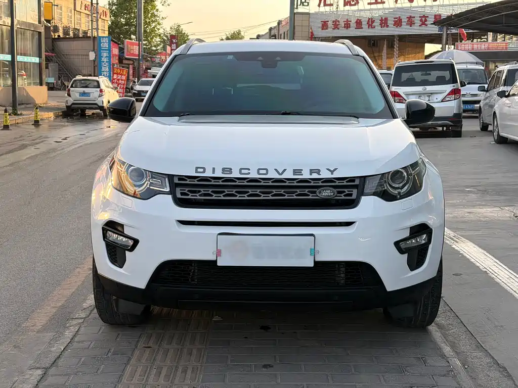Land Rover Discovery Sport 2018 — фото 2