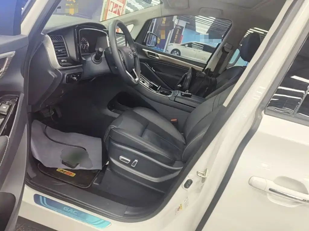 GAC Motor Trumpchi M8 2024 — фото 15