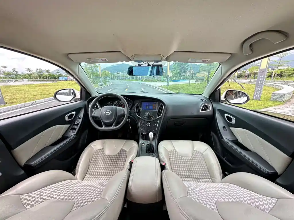GAC Motor Trumpchi GA3S 2016 — фото 24