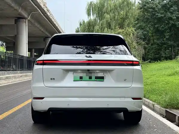 Li Auto L7 2024