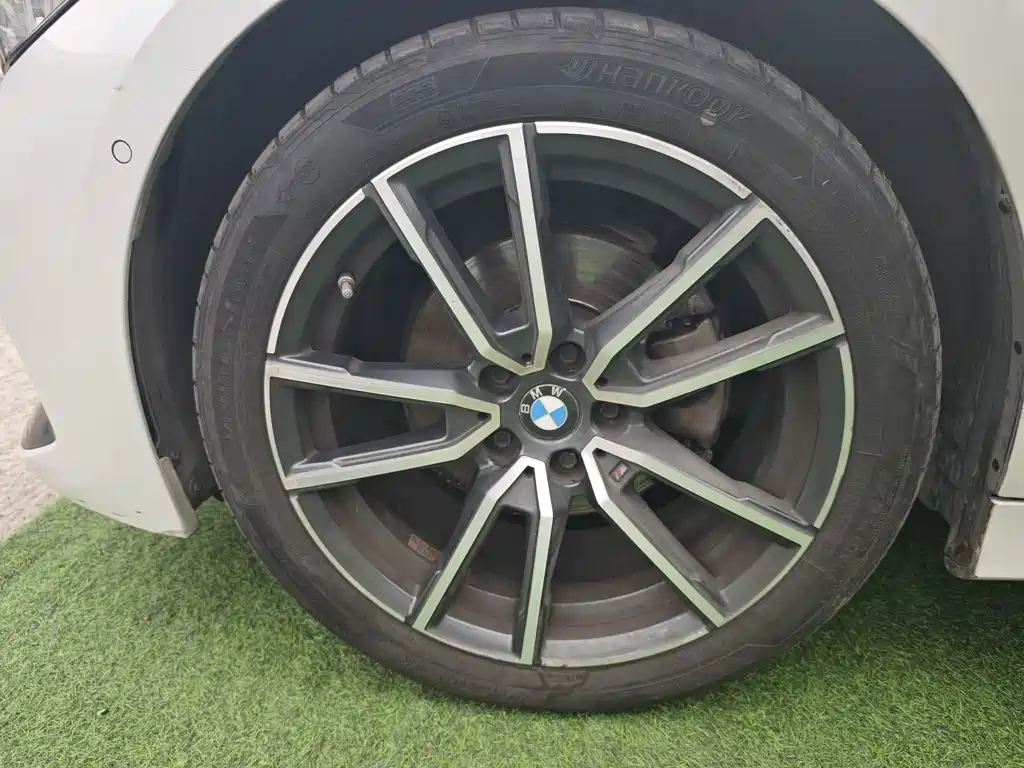 BMW 3 Series 2023