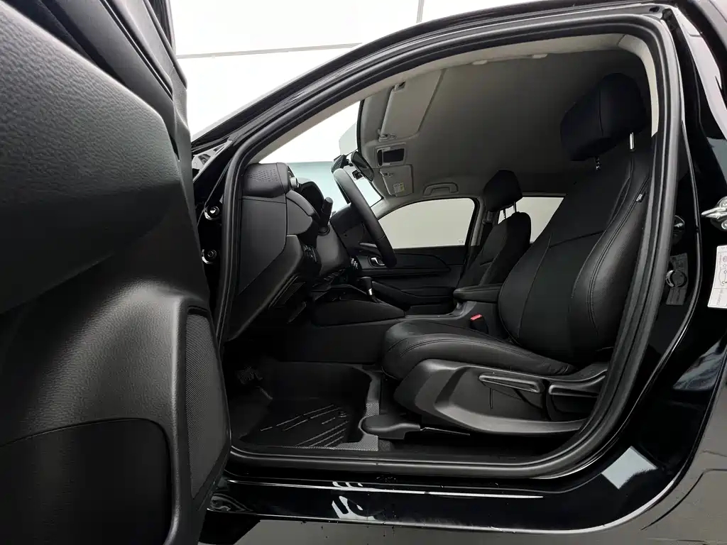 Honda Vezel 2023 — фото 19