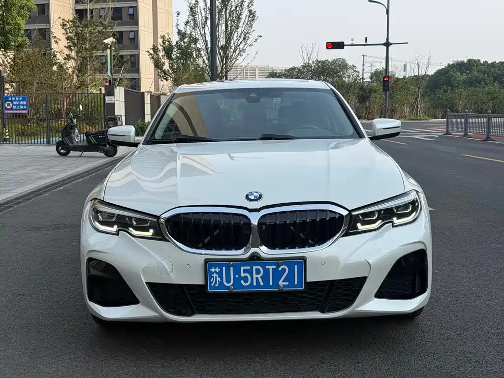 BMW 3 Series 2021