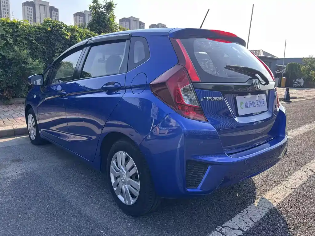 Honda Fit 2016 — фото 6