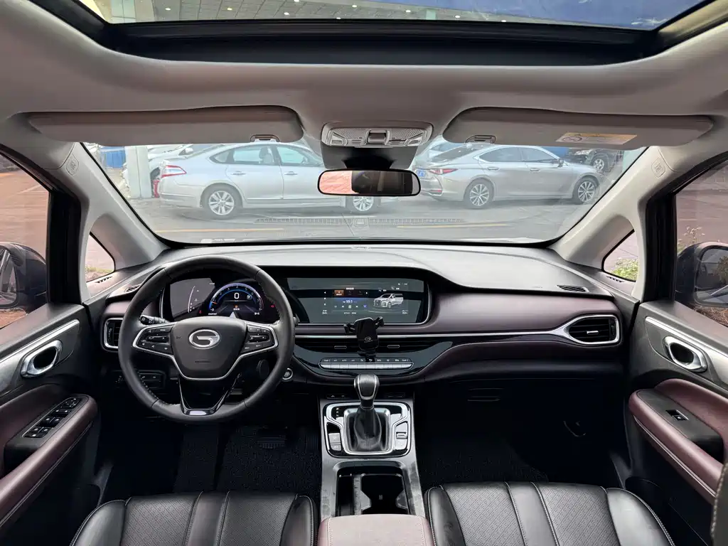 GAC Trumpchi M6 2022 — фото 10