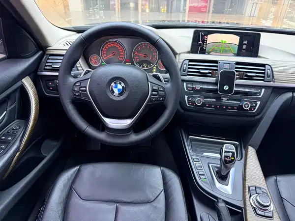 BMW 3 Series 2015