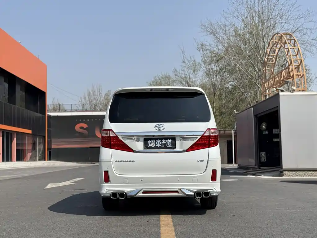 Toyota Alphard 2014 — фото 4