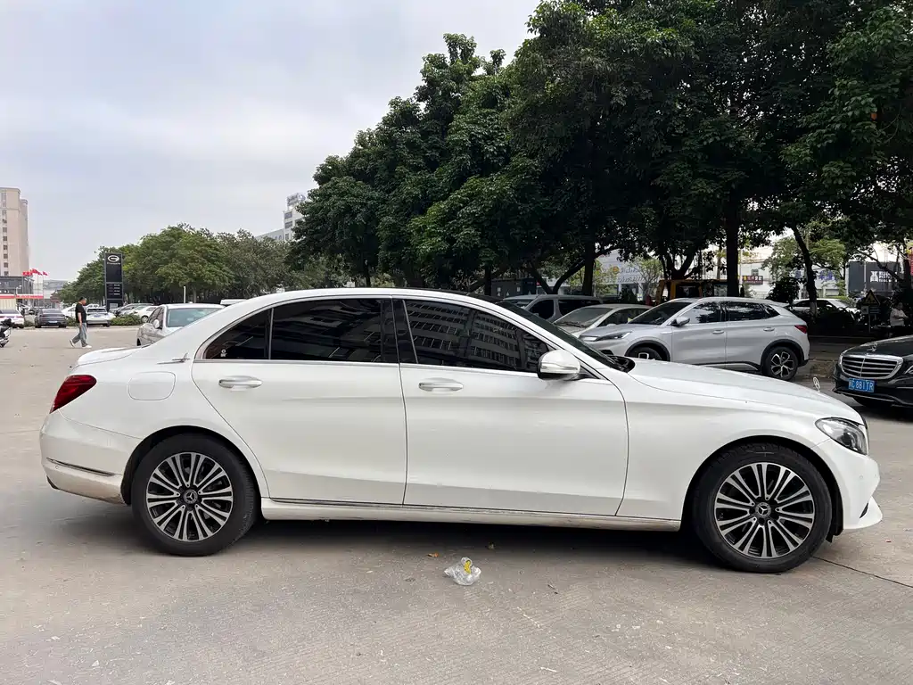 Mercedes-Benz C-Class 2018 — фото 3