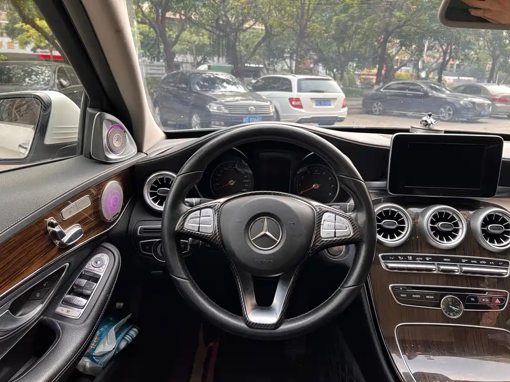 Mercedes-Benz C-Class 2018 — фото 4