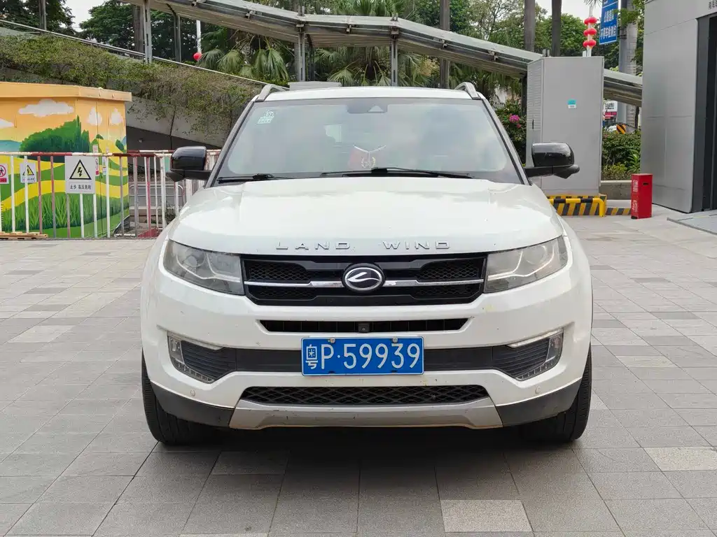 Landwind X7 2015 — фото 3