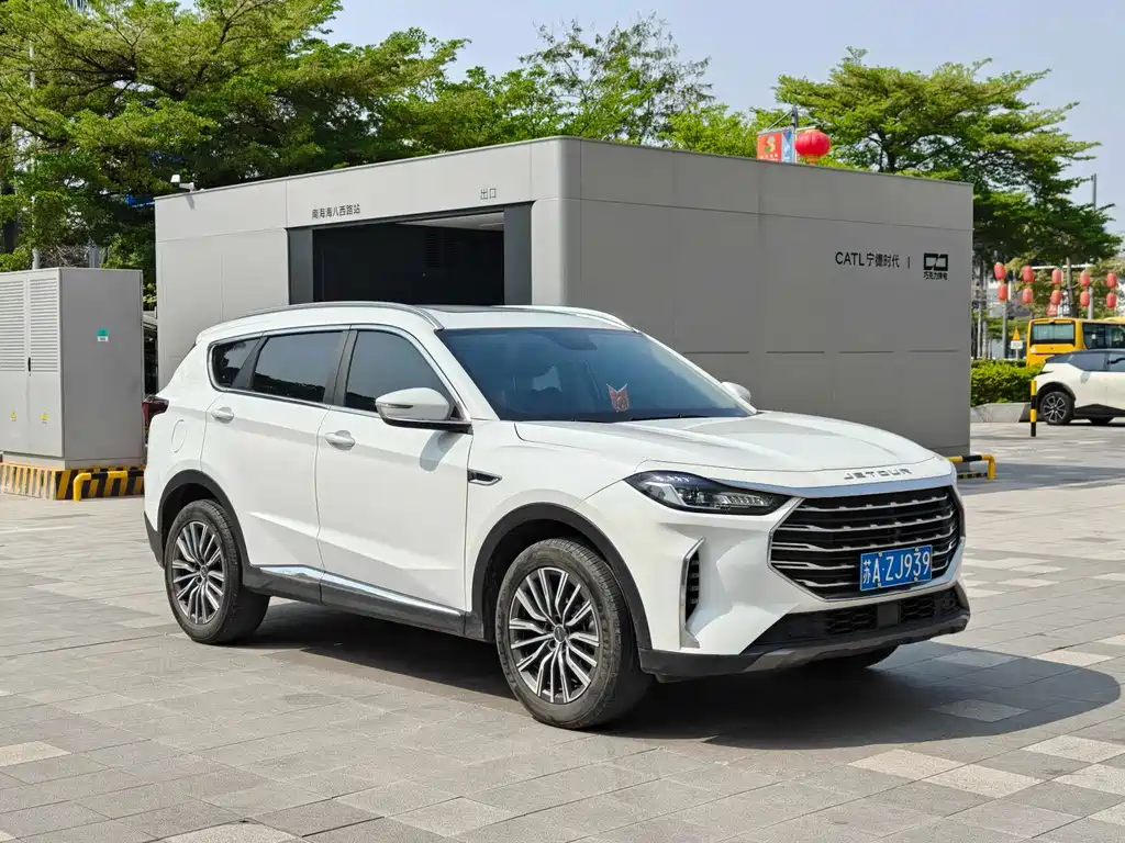 Jetour X70 PLUS 2023 — фото 17