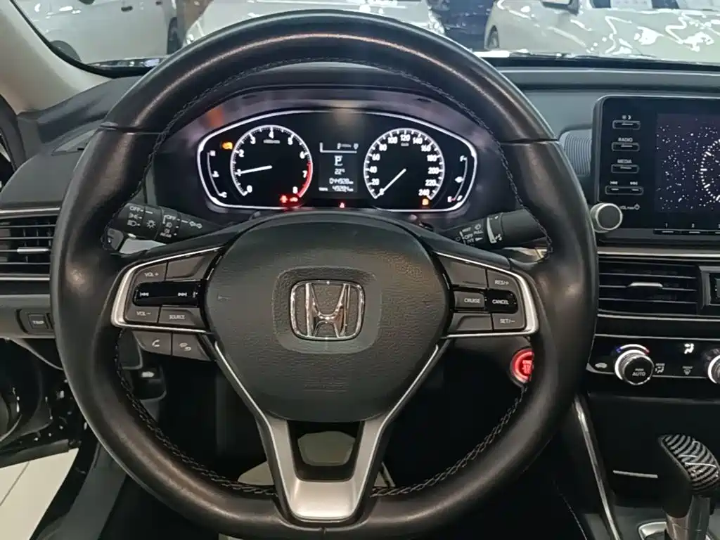 Honda Inspire 2020 — фото 7