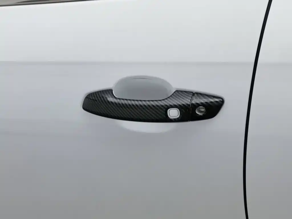 BYD Qin PLUS 2023 — фото 18