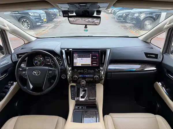 Toyota Vellfire 2022