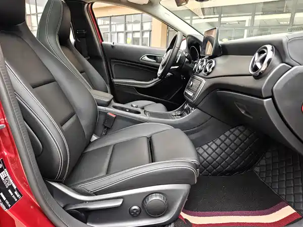 Mercedes-Benz GLA 2019