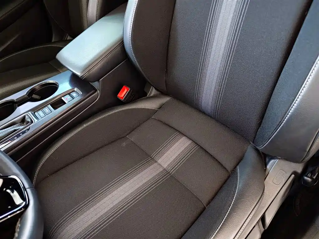 Honda Civic 2024 — фото 18
