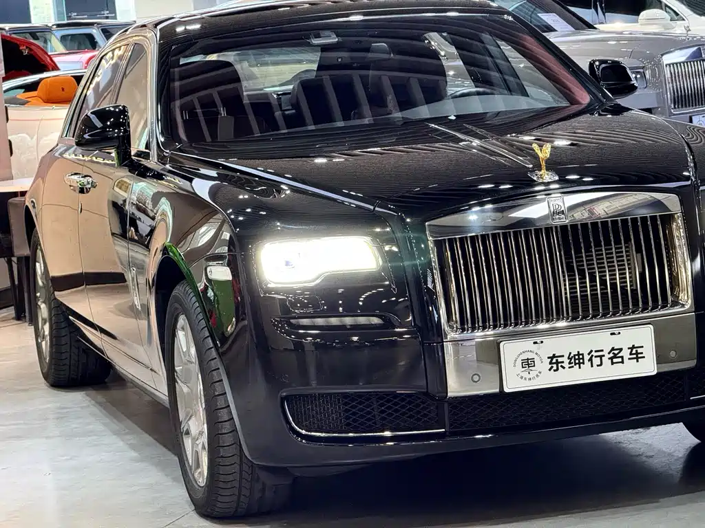 Rolls-Royce Ghost 2015 — фото 4