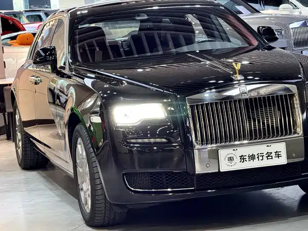 Rolls-Royce Ghost 2015