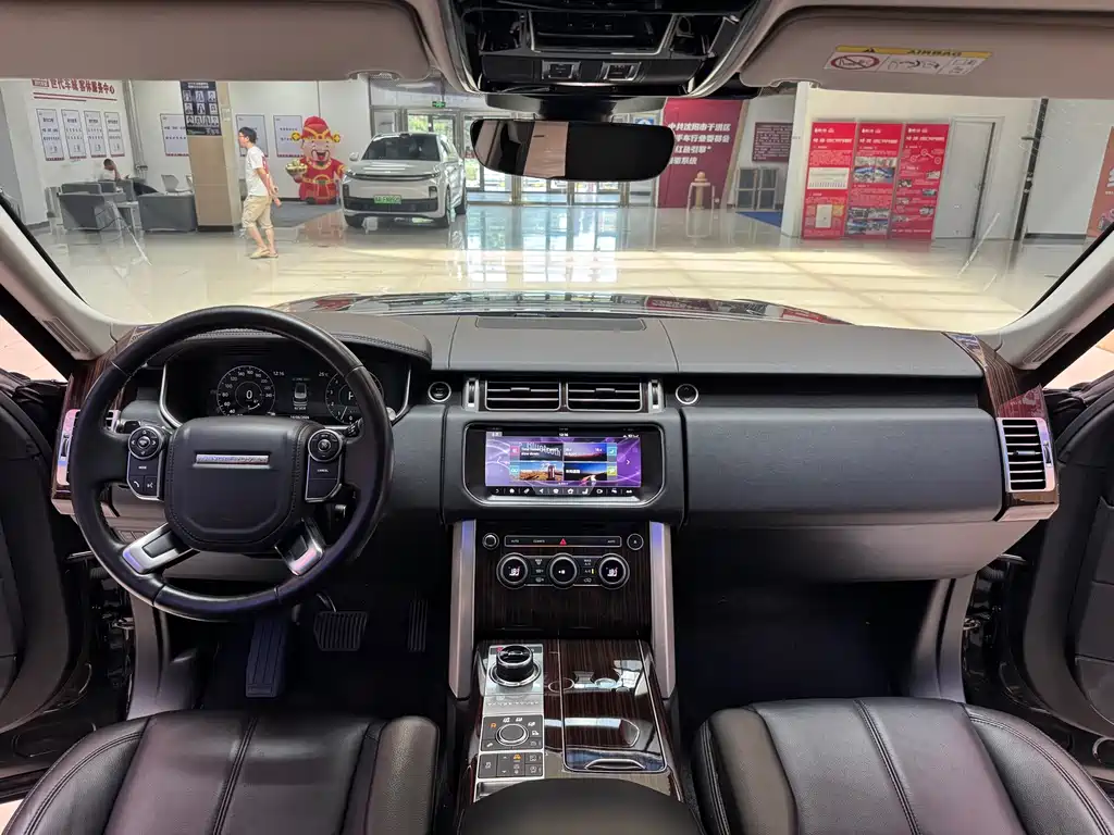 Land Rover Range Rover 2017 — фото 7