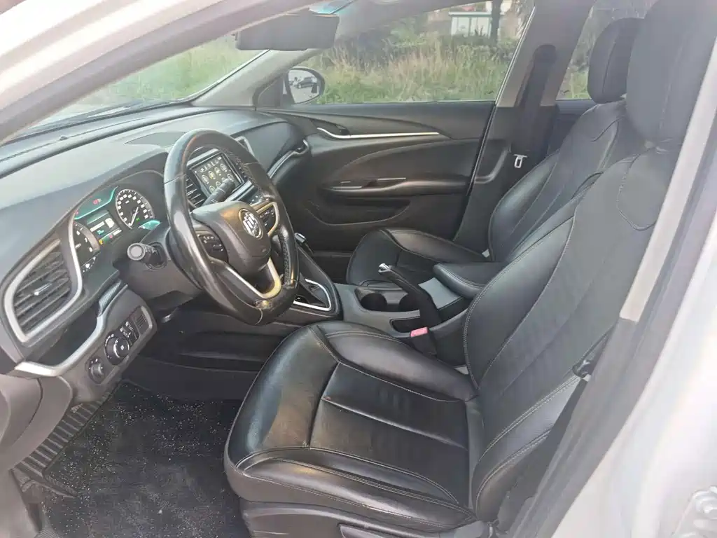 Buick Excelle 2019