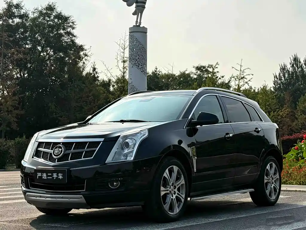 Cadillac SRX 2012 — фото 2