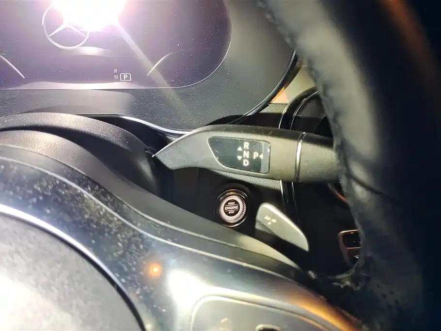 Mercedes-Benz C-Class 2019 — фото 16