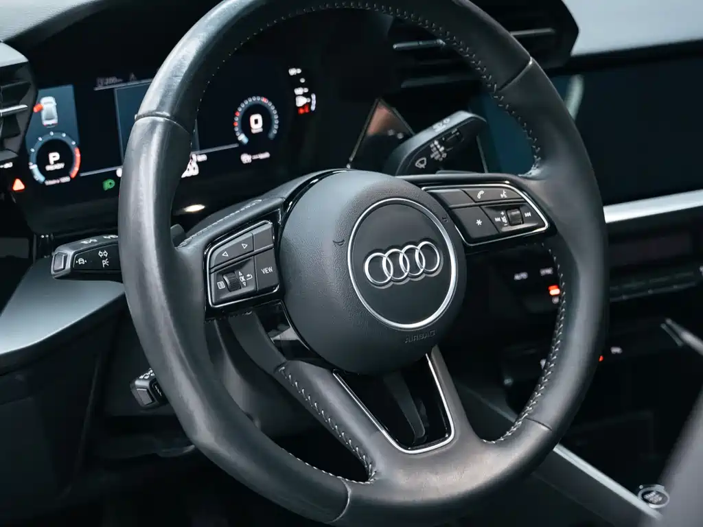 Audi A3 2021 — фото 16