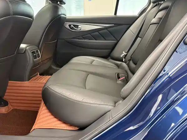 Infiniti Q50L 2018