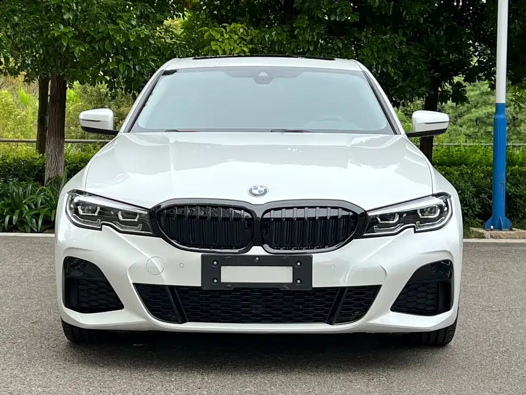 BMW 3 Series 2020
