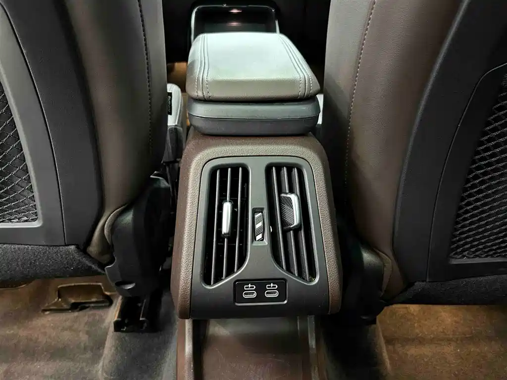 BMW X1 2023 — фото 16