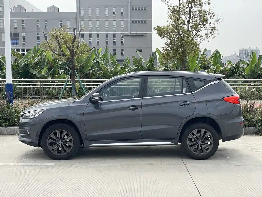 BYD New Energy 2019 — фото 12