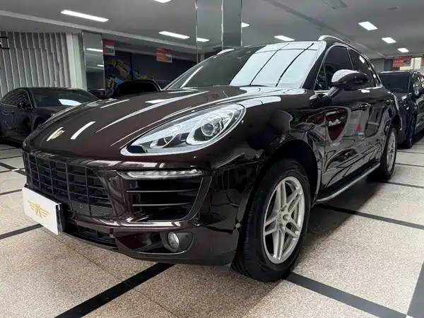 Porsche Macan 2016