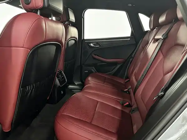 Porsche Macan 2022