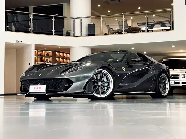 Ferrari 812 2020