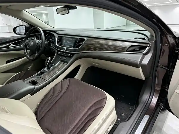 Buick LaCrosse 2018