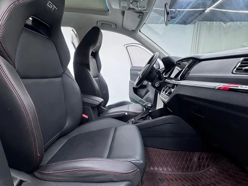 Skoda Kamiq 2022 — фото 12