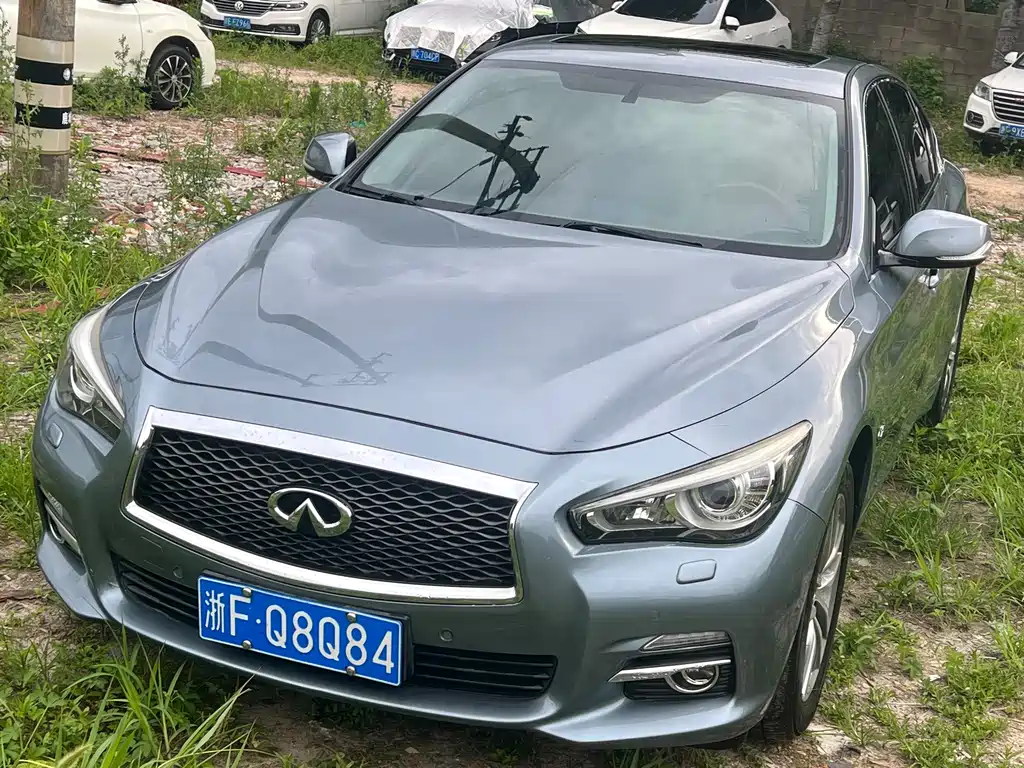 Infiniti Q50L 2016 — фото 1