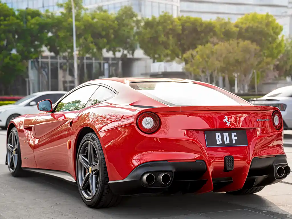 Ferrari F12berlinetta 2018 — фото 6