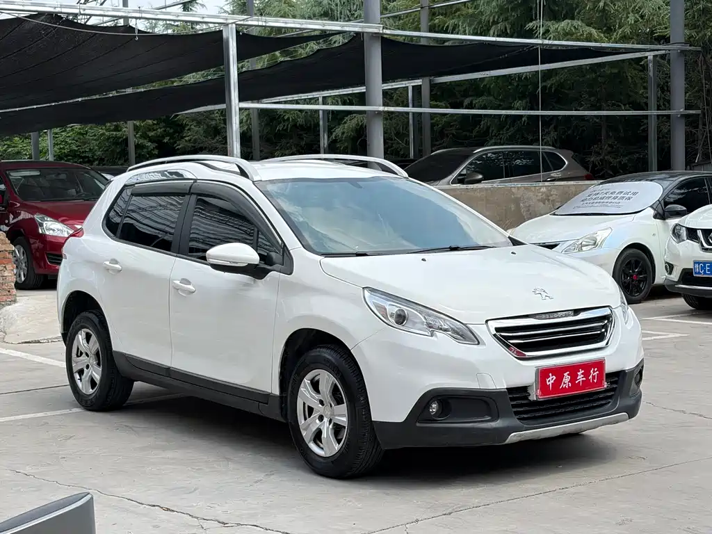 Peugeot 2008 2015 — фото 3