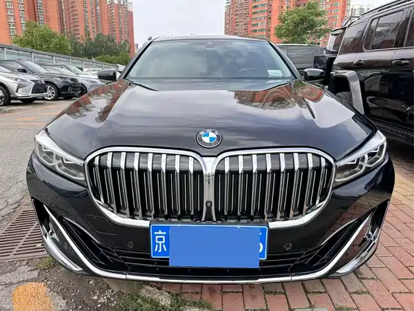 BMW 7 Series 2021