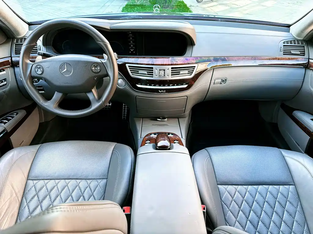 Mercedes-Benz S-Class AMG 2009 — фото 10