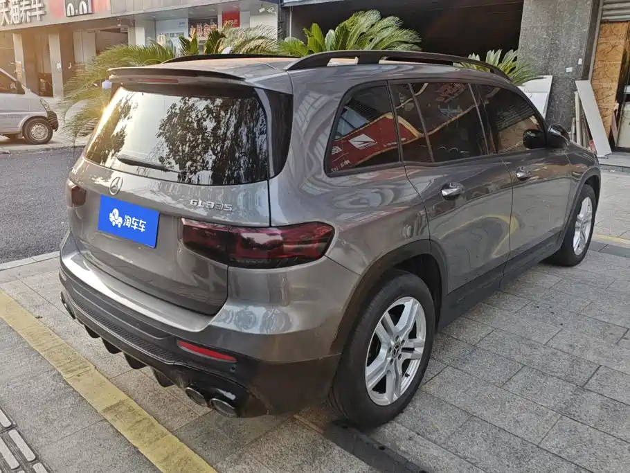 Mercedes-Benz GLB 2021