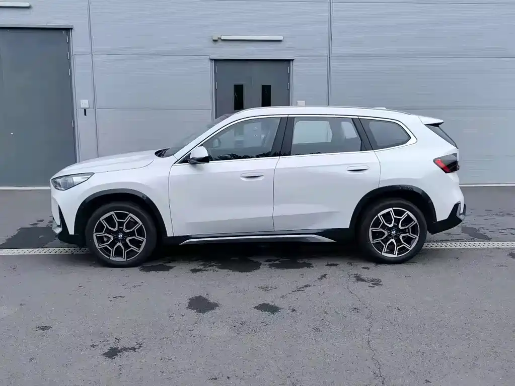 BMW X1 2025
