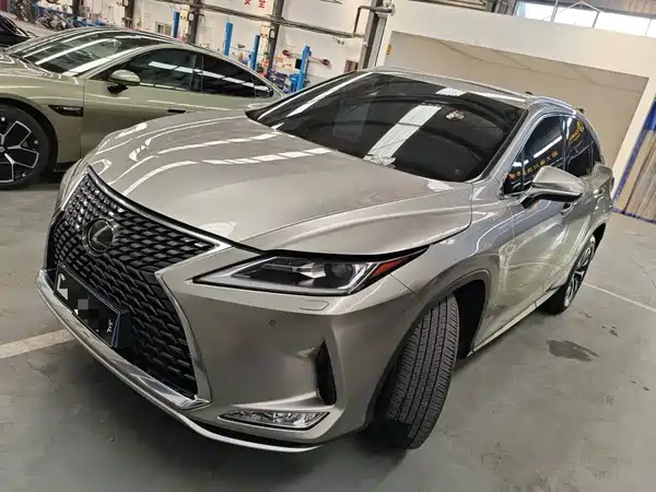 Lexus RX 2022