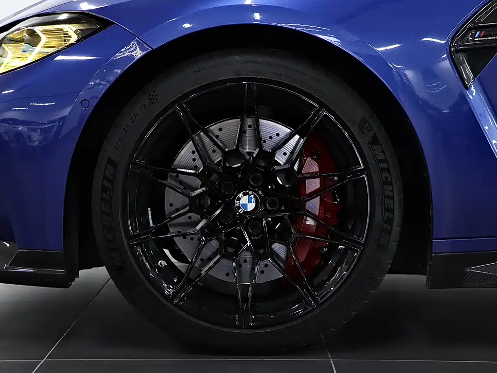 BMW M4 2022 — фото 8