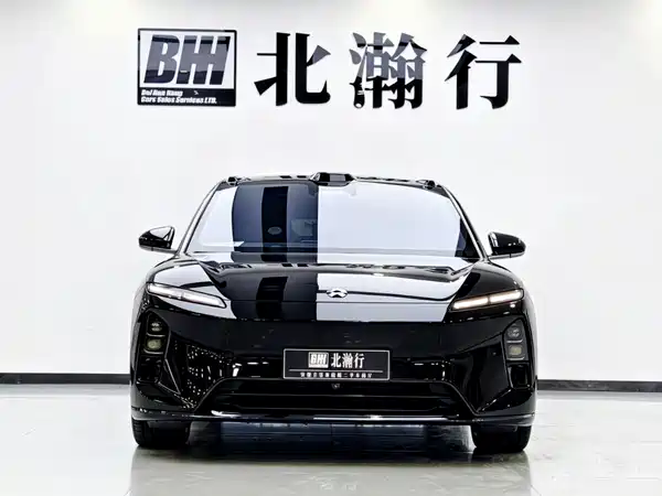 NIO ET5T 2025