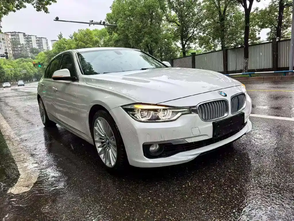 BMW 3 Series 2017